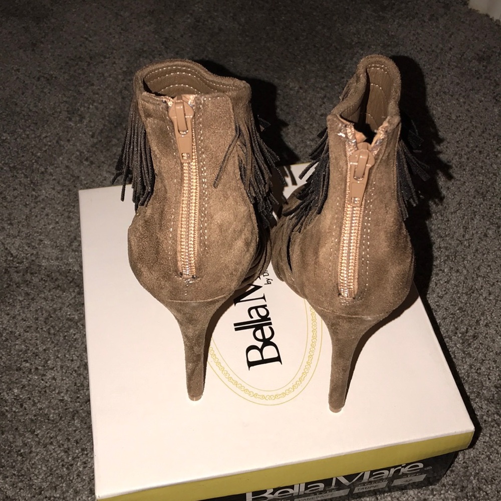 Sandals - Picture 3 of 8